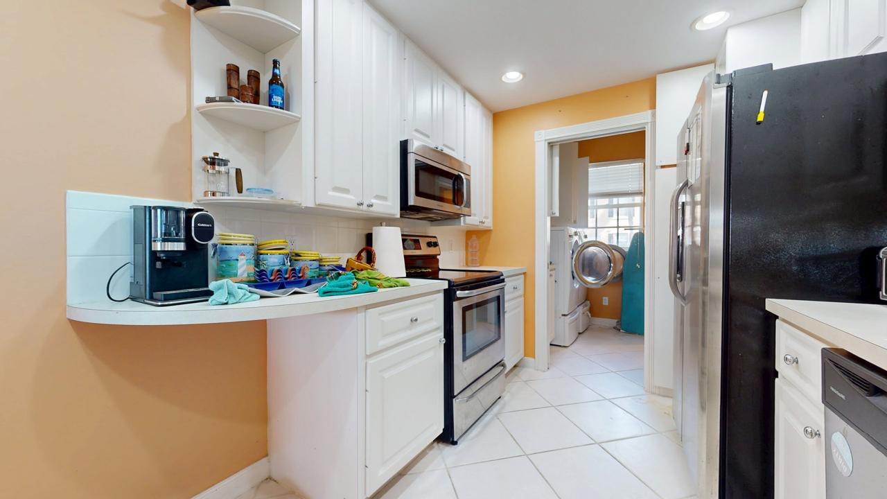 RIVERWALK PL 6 - Residential
