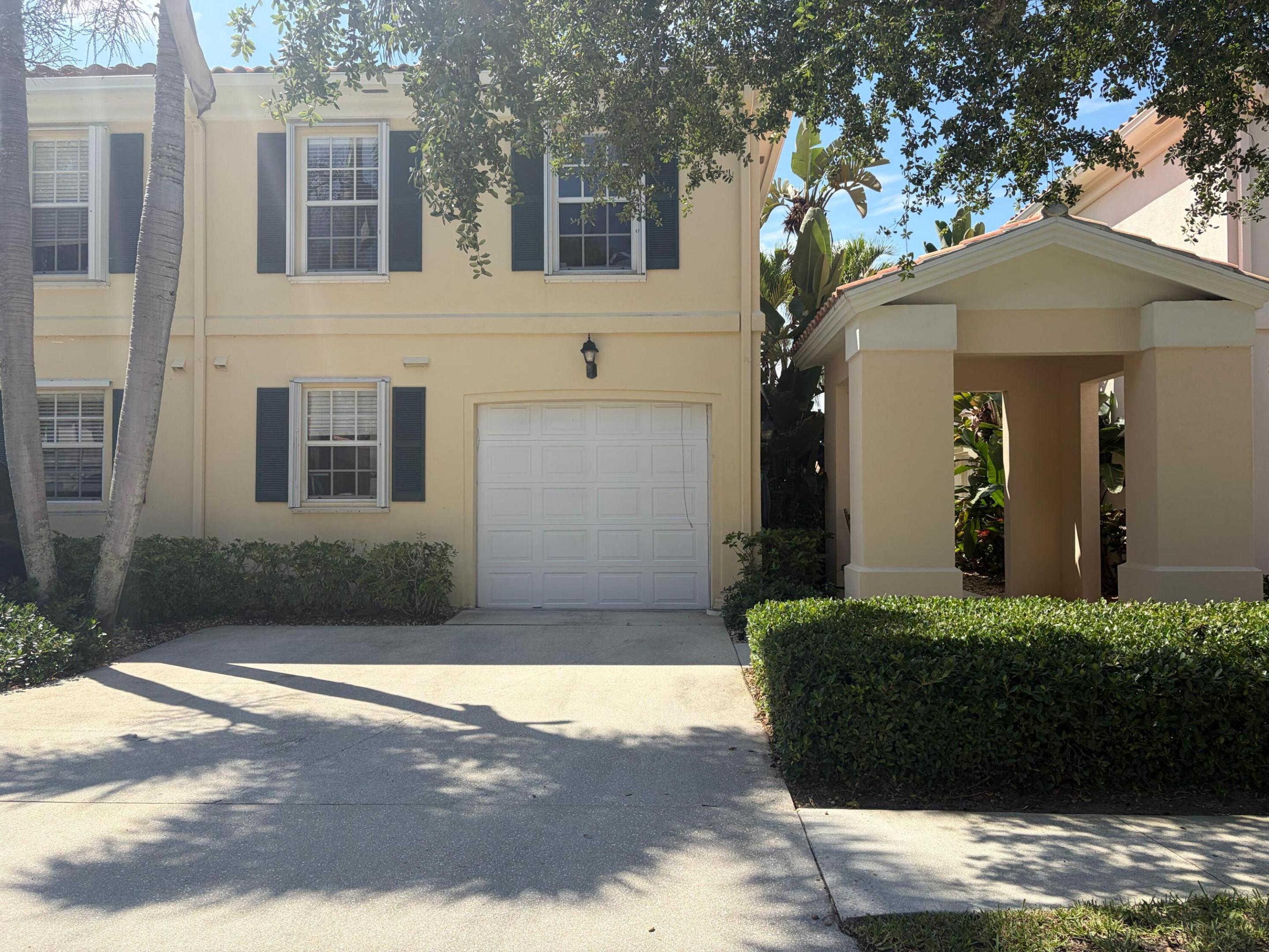 RIVERWALK PL 6 - Residential