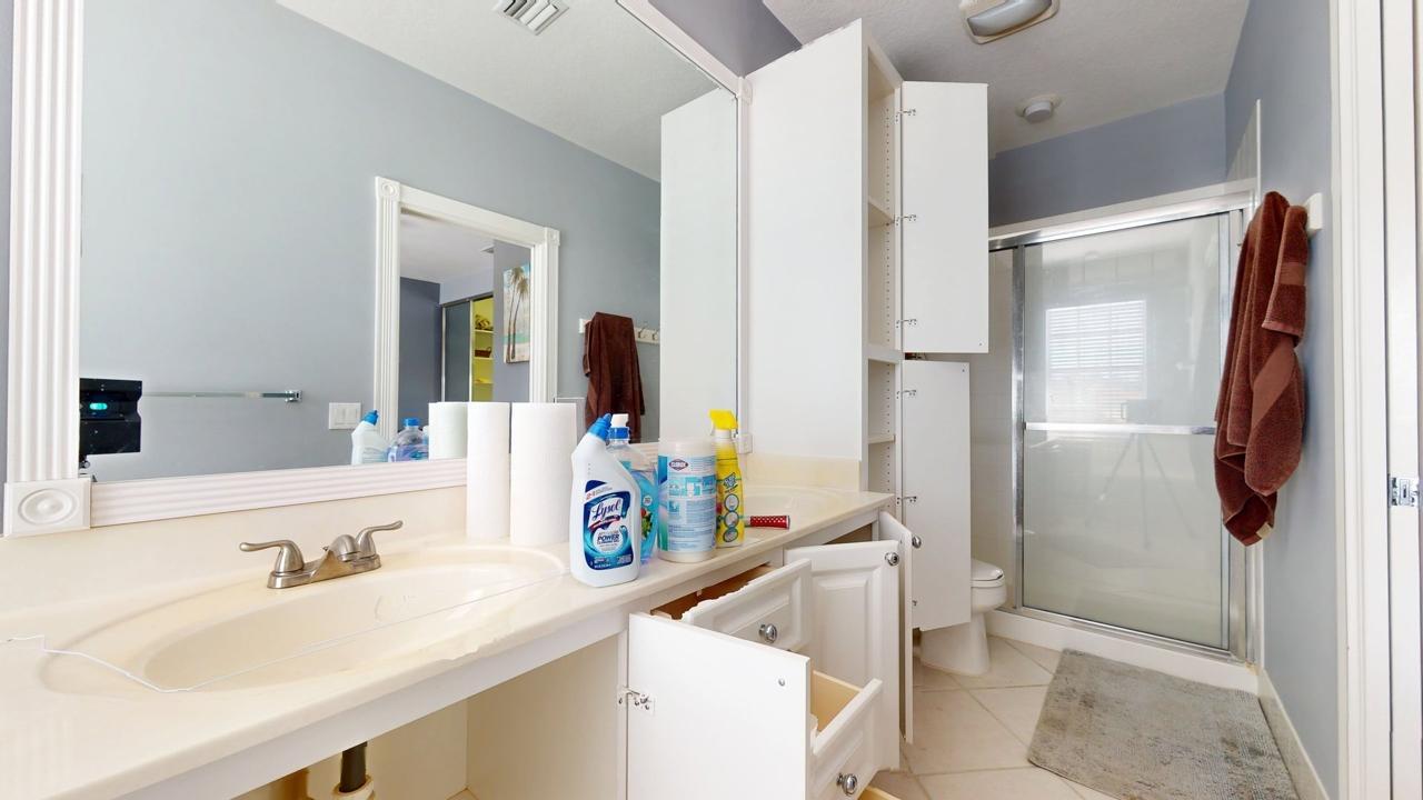 RIVERWALK PL 6 - Residential