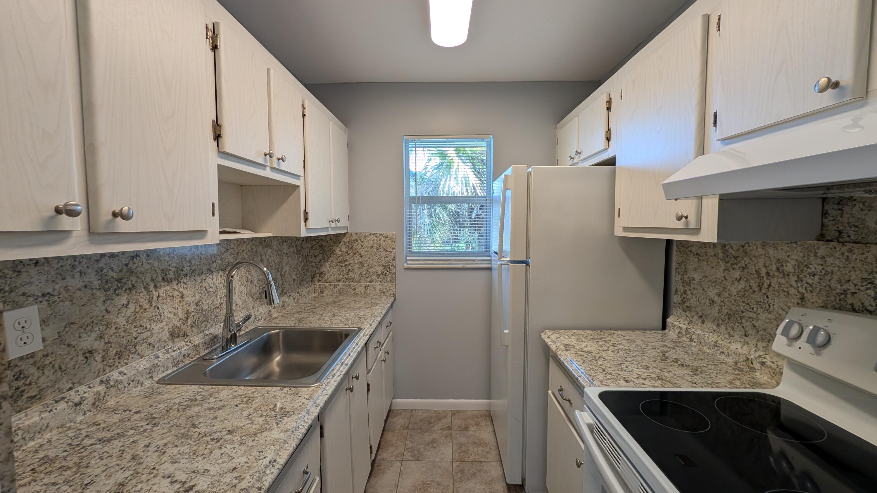 CRESTVIEW GARDENS CONDO - Residential Lease