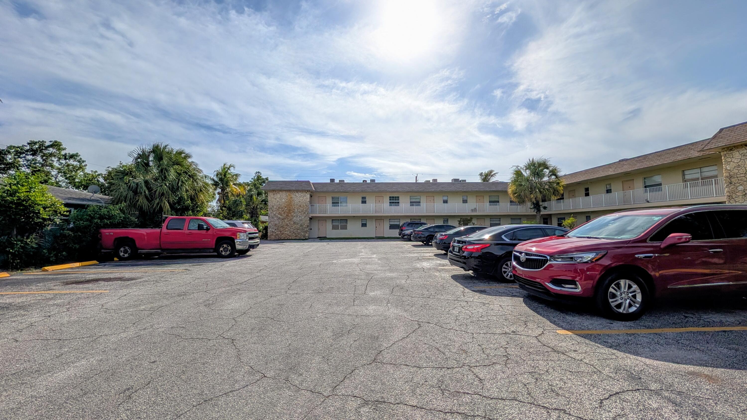 CRESTVIEW GARDENS CONDO - Residential Lease