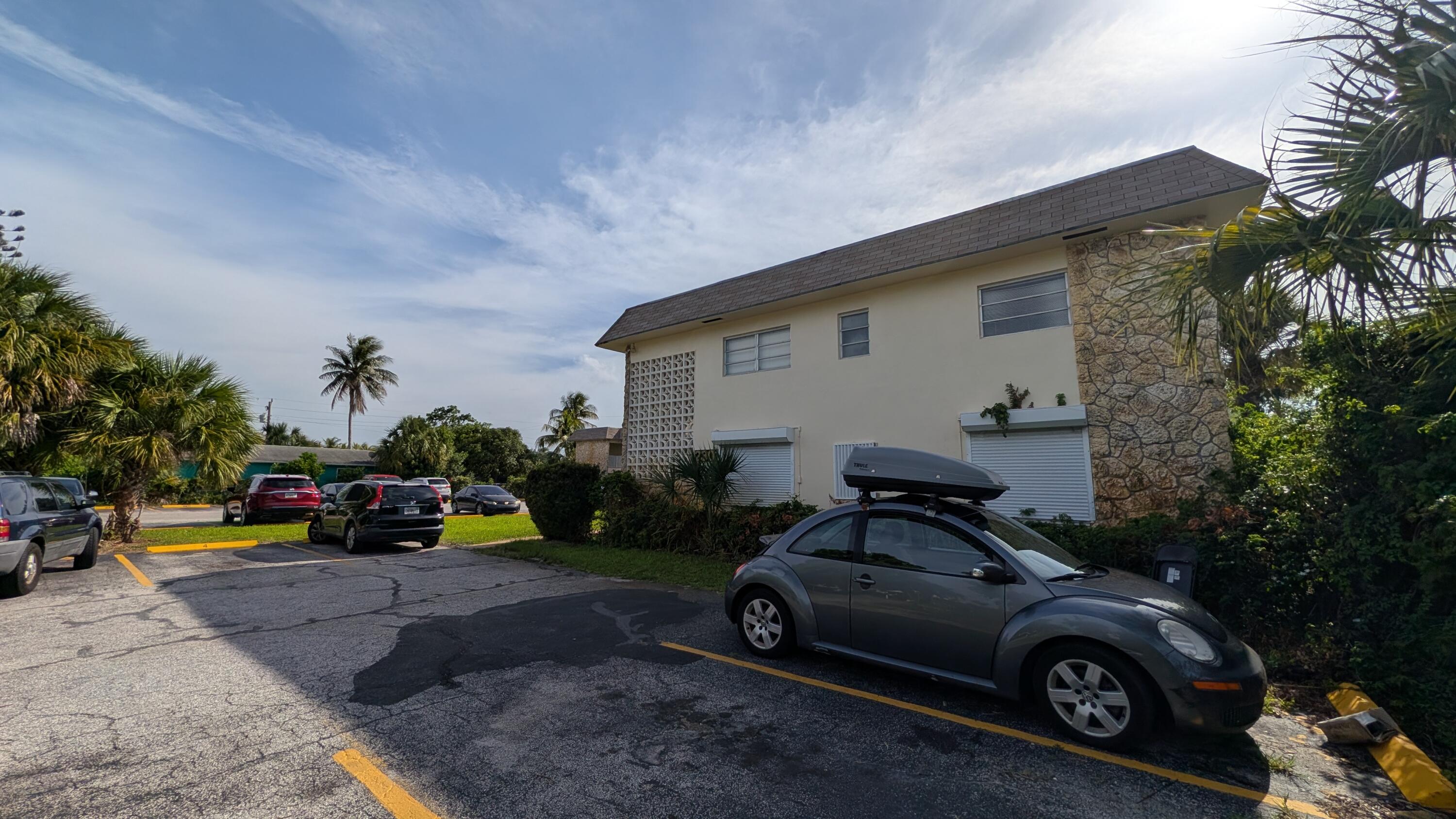 CRESTVIEW GARDENS CONDO - Residential Lease