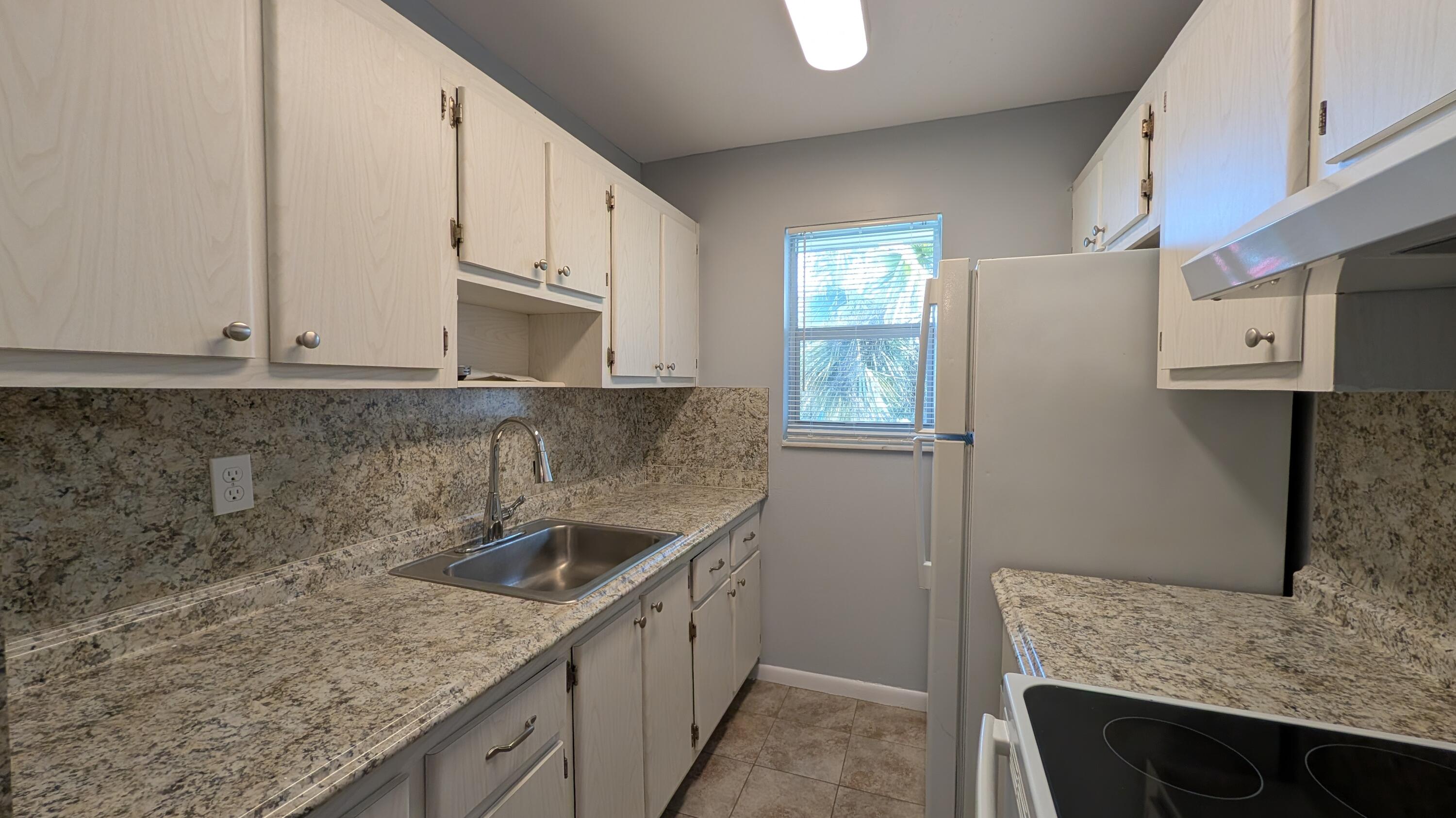 CRESTVIEW GARDENS CONDO - Residential Lease