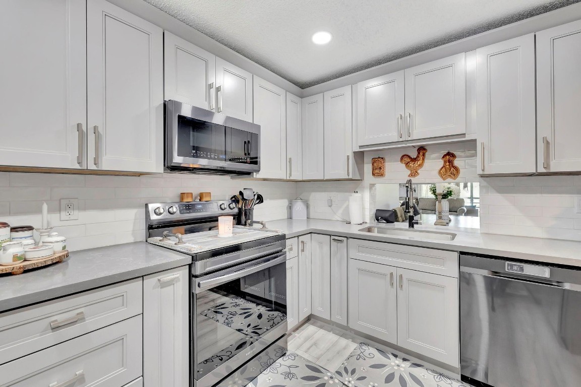 THE CYPRESS AT WOODMONT - Residential