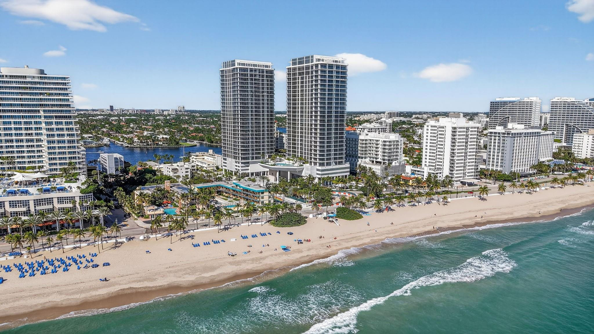 SELENE OCEANFRONT RESIDEN - Residential
