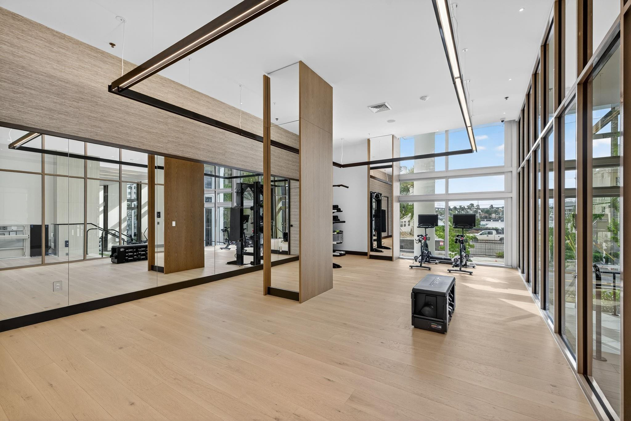 SELENE OCEANFRONT RESIDEN - Residential