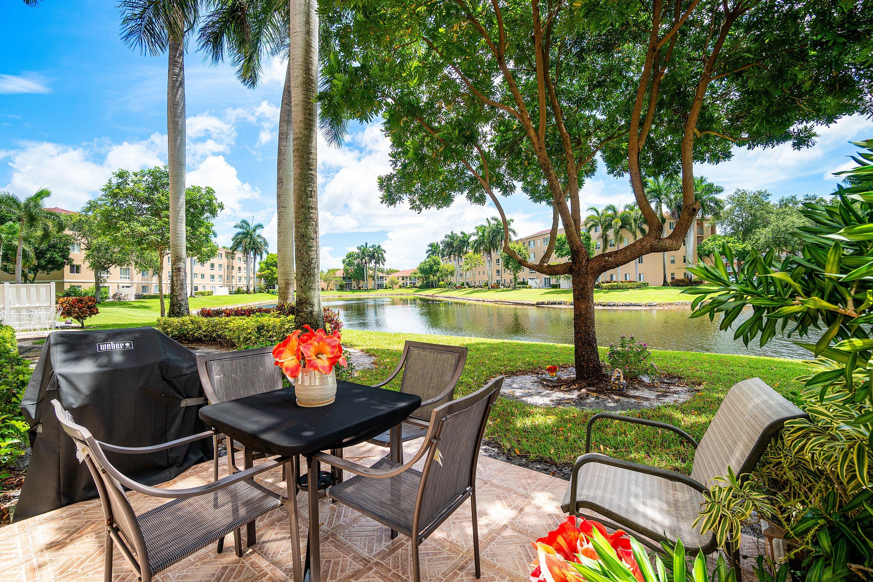 CORAL LAKES - Residential