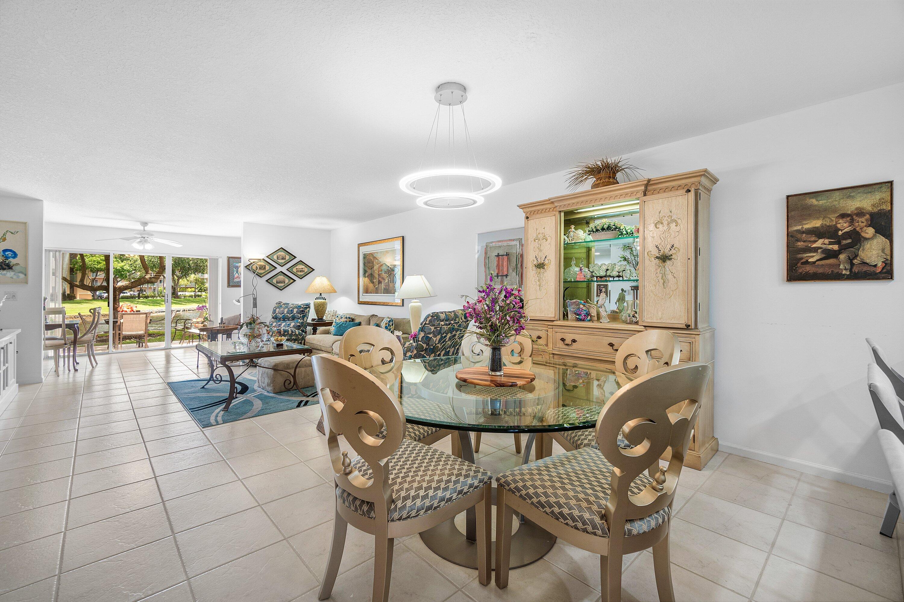 CORAL LAKES - Residential