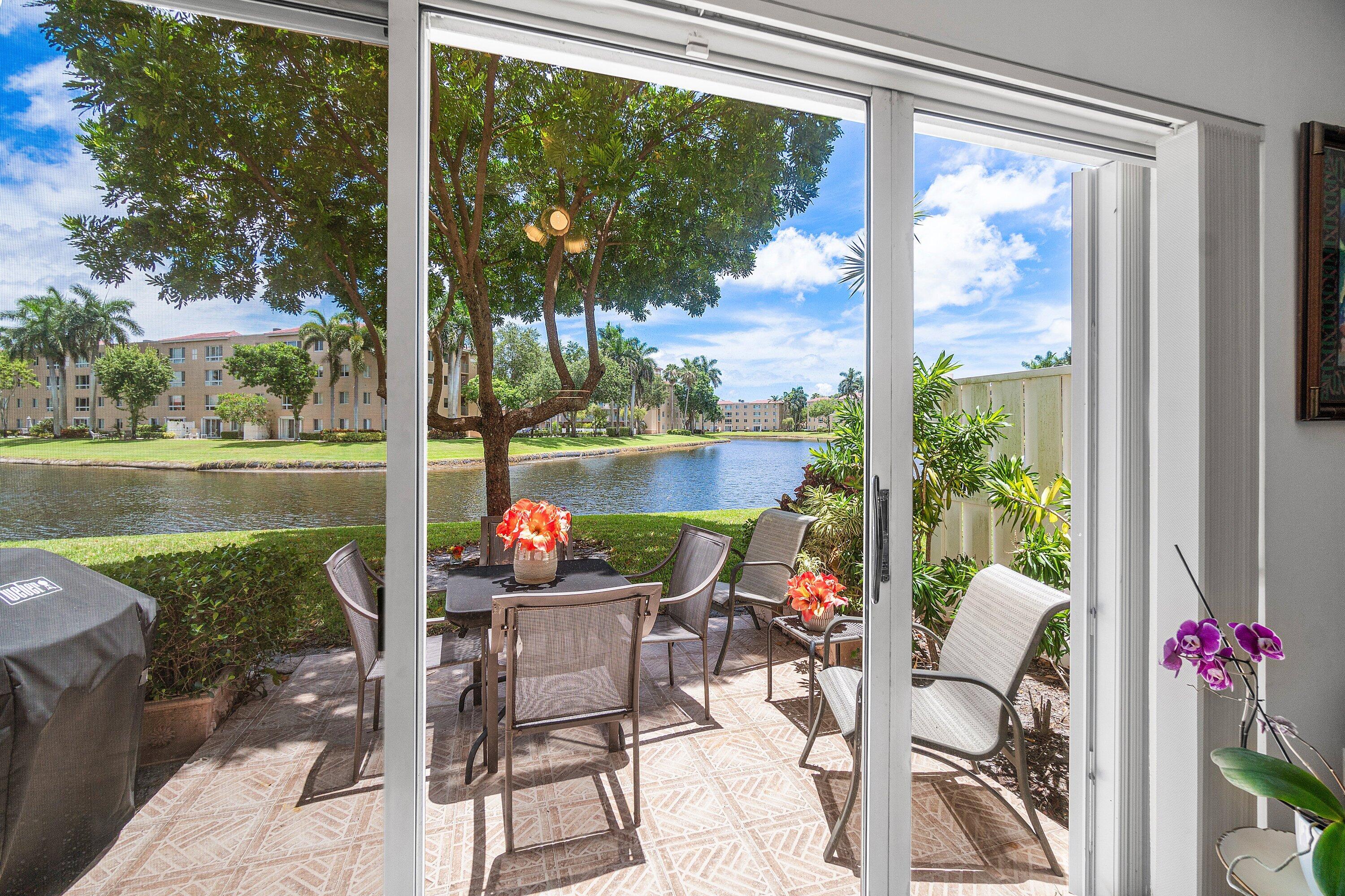 CORAL LAKES - Residential