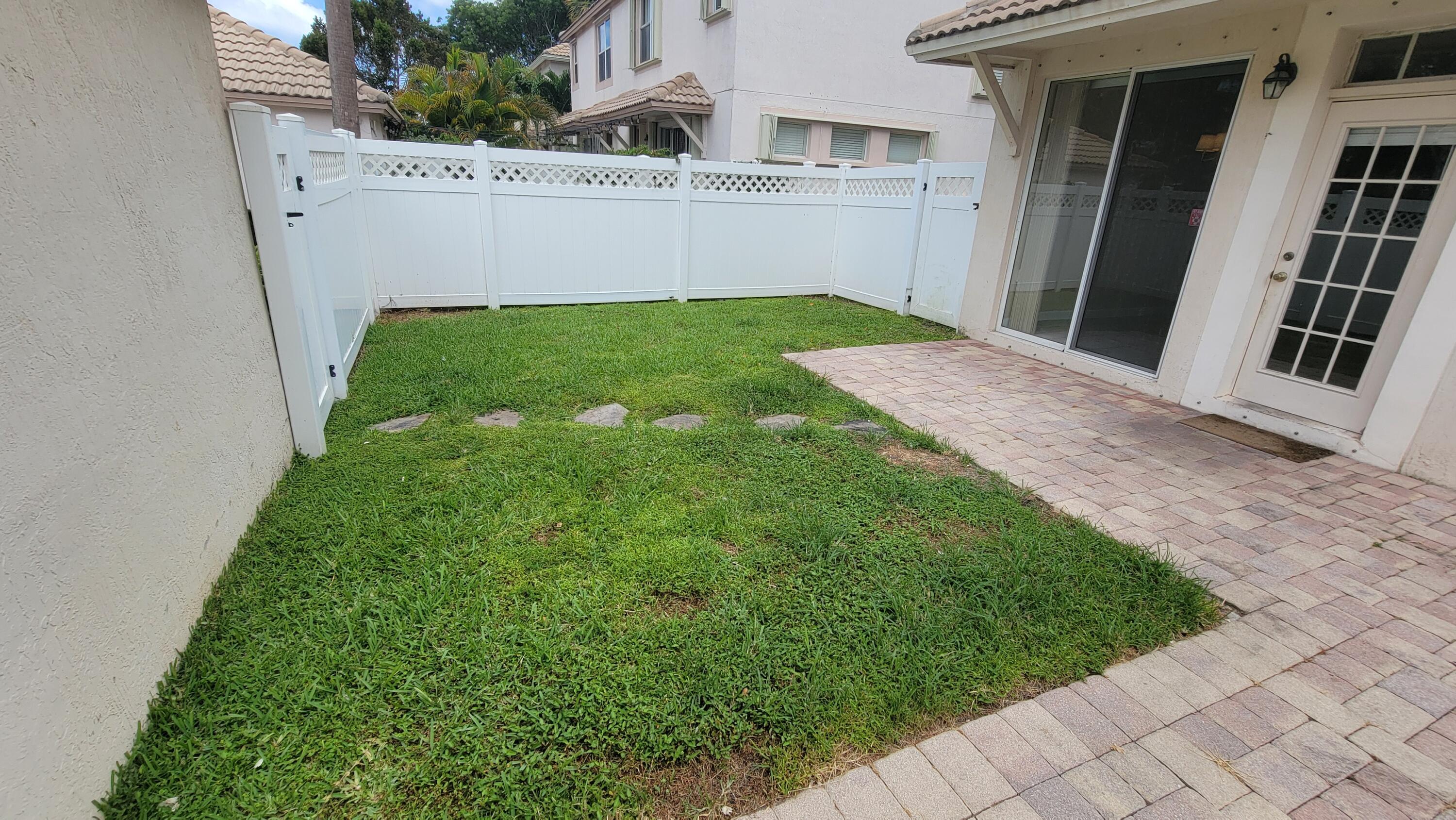 GABLES AT NORTHLAKE 1 - Residential Lease