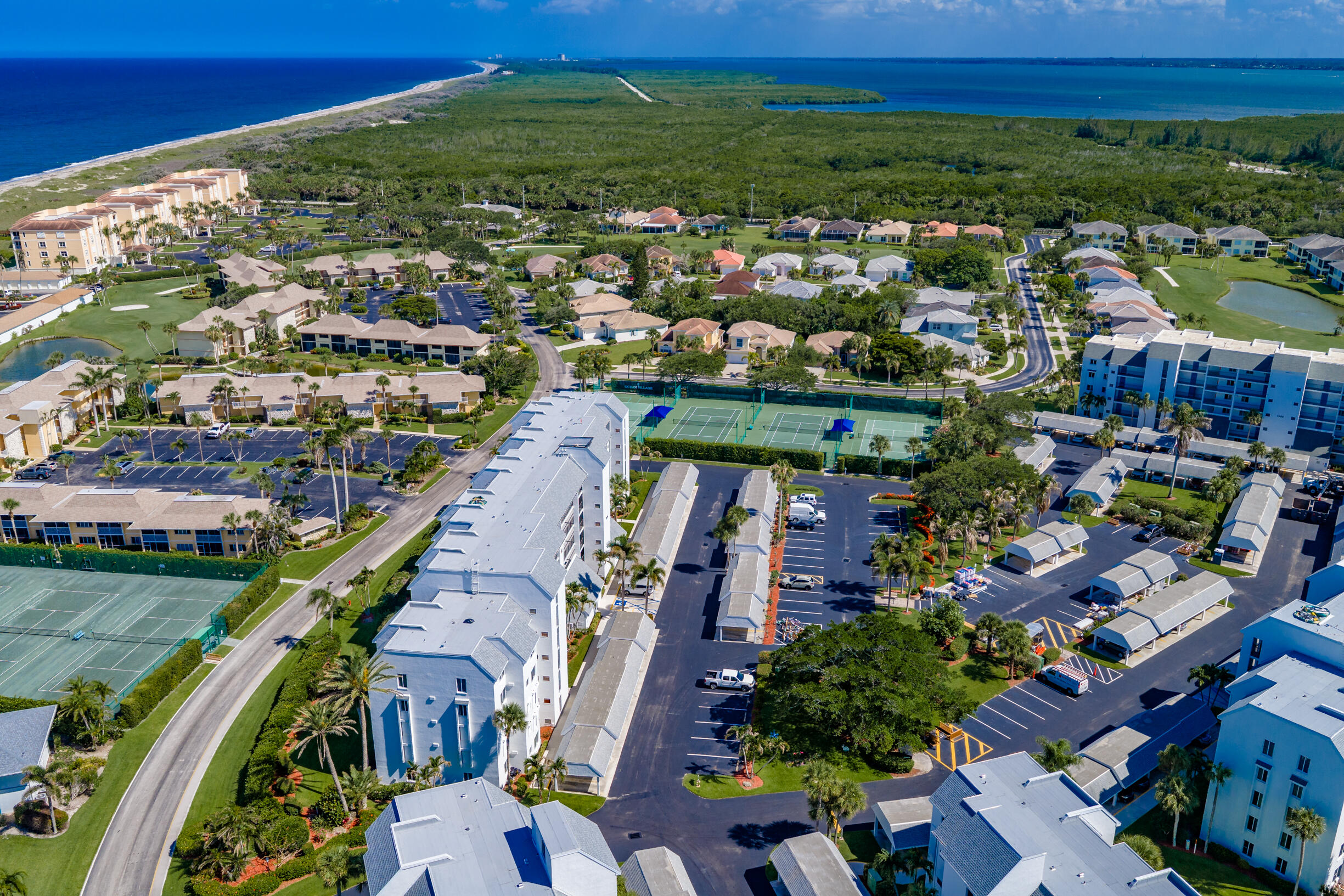 CATAMARAN LL CONDOMINIUM - Residential