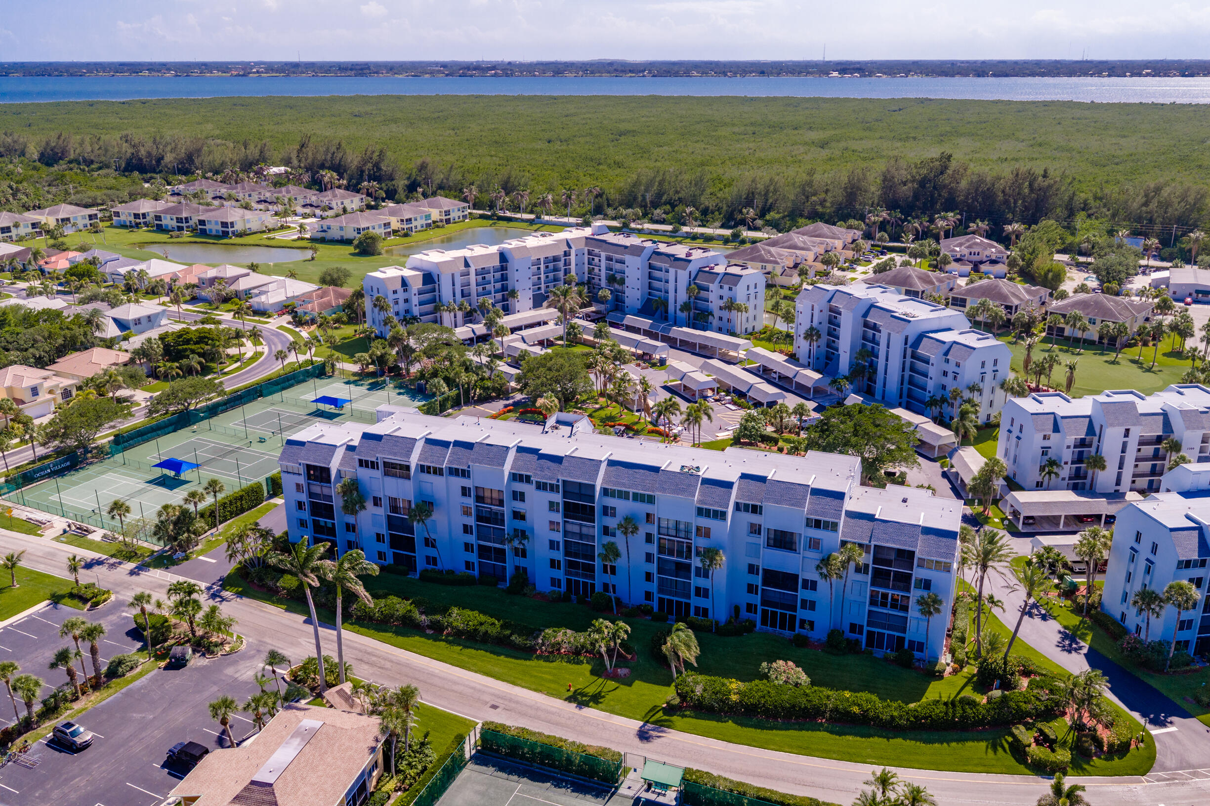 CATAMARAN LL CONDOMINIUM - Residential