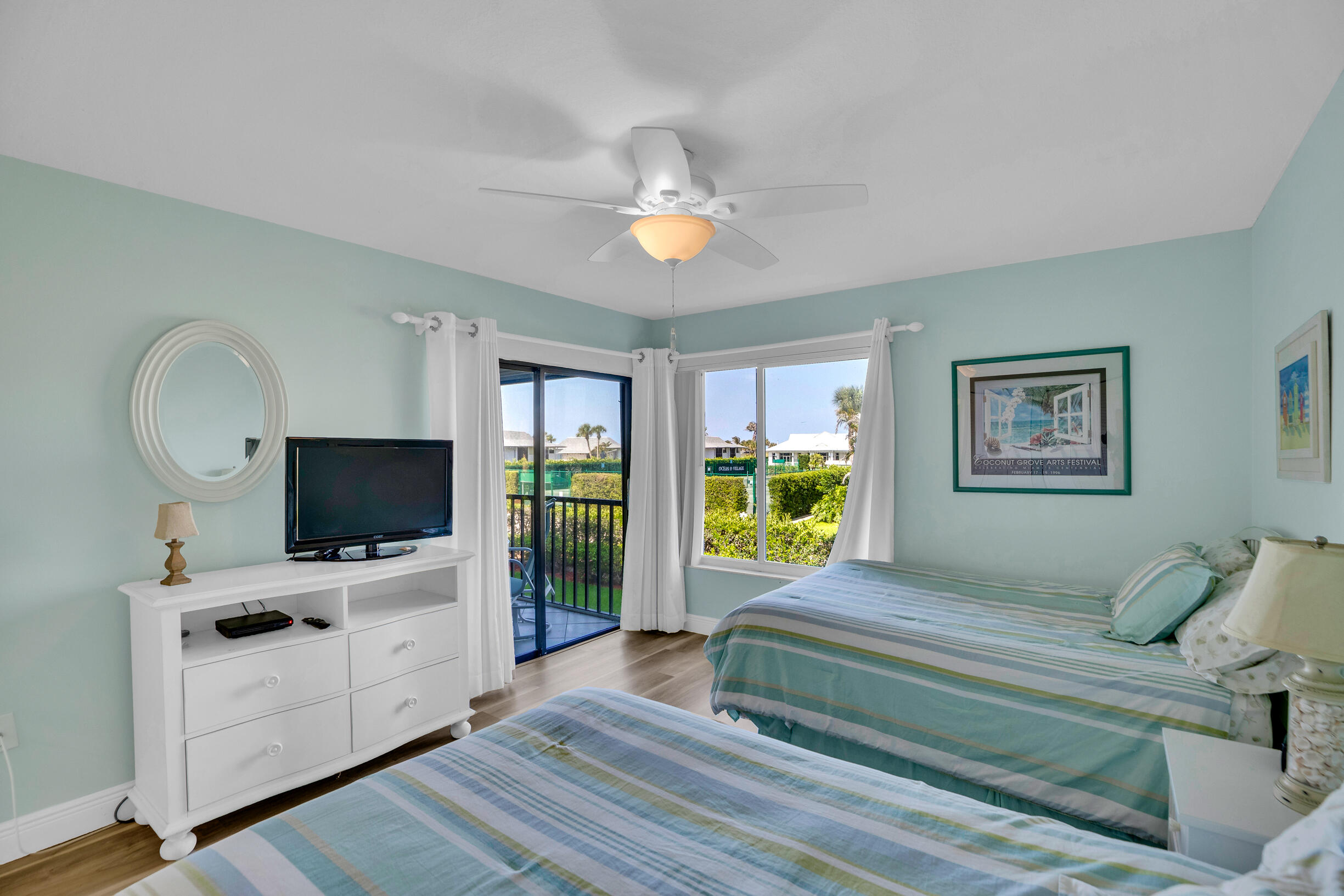 CATAMARAN LL CONDOMINIUM - Residential