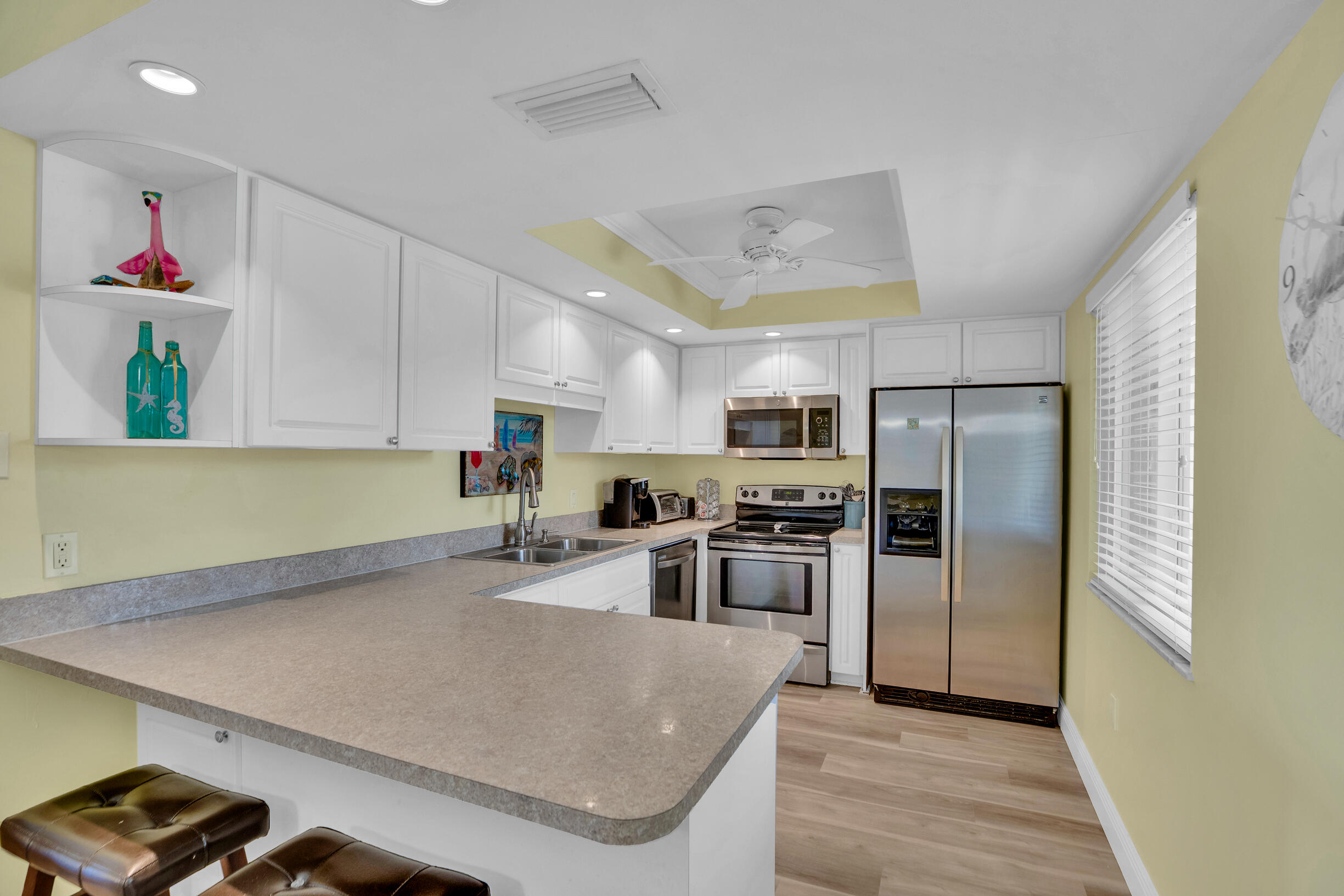 CATAMARAN LL CONDOMINIUM - Residential