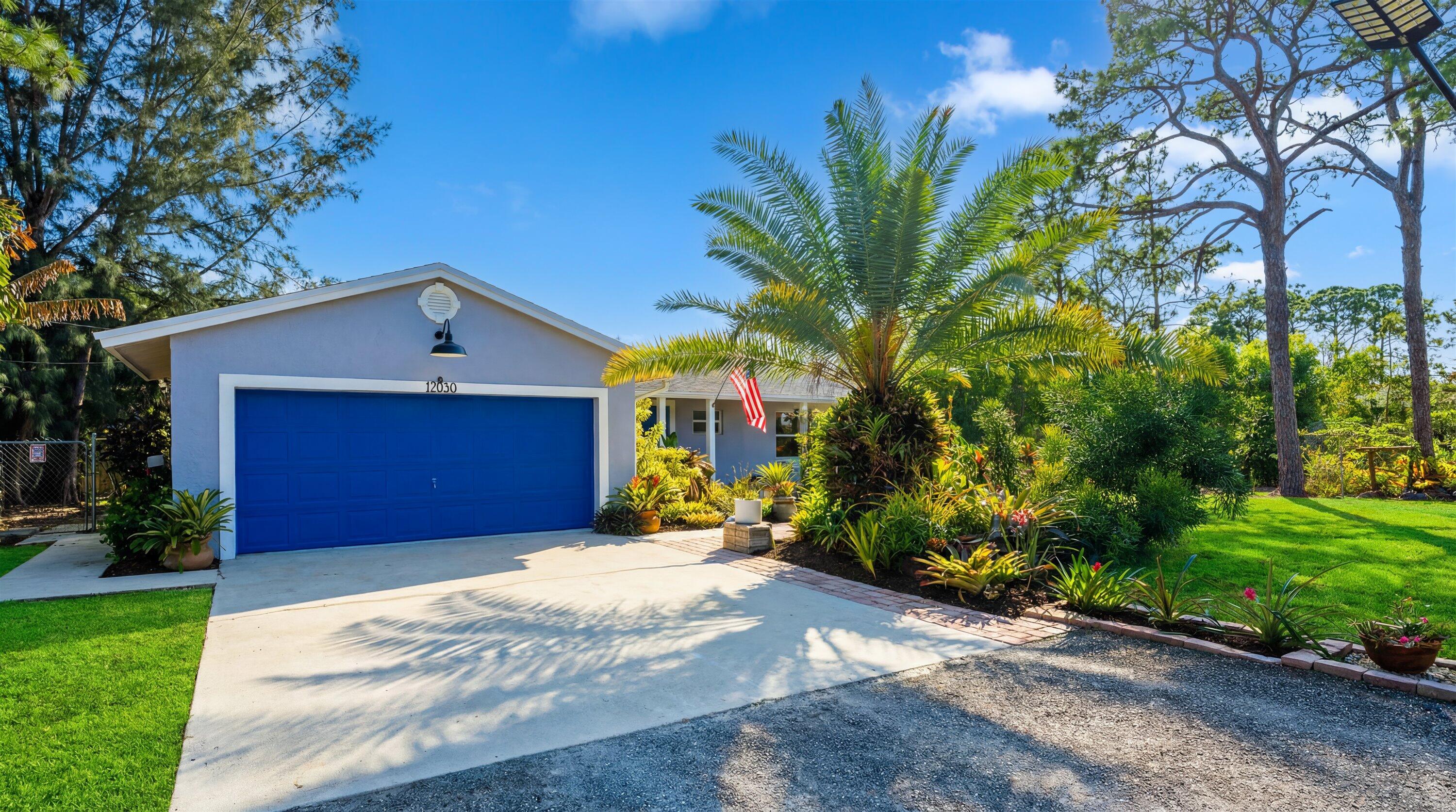 ACREAGE/LOXAHATCHEE - Residential