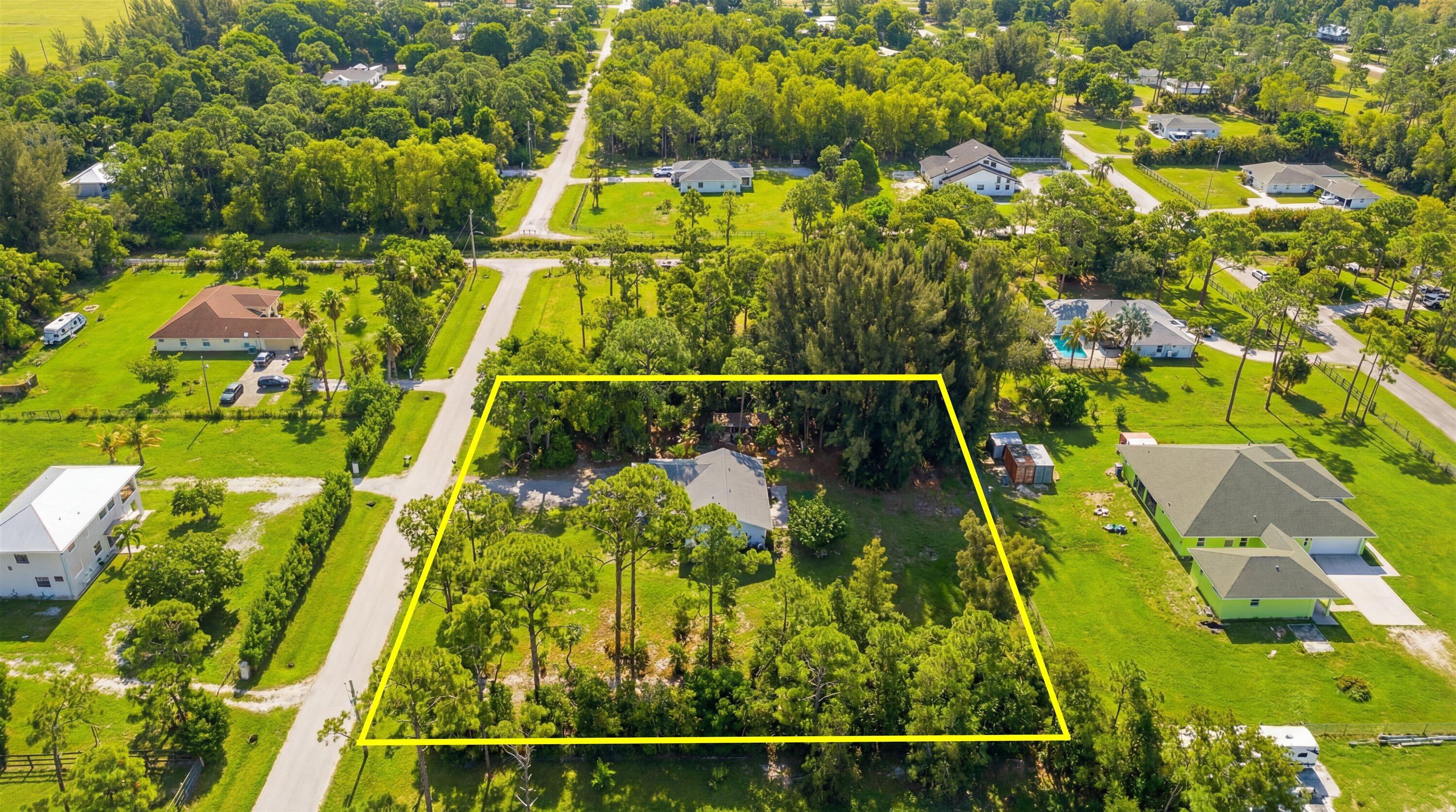 ACREAGE/LOXAHATCHEE - Residential
