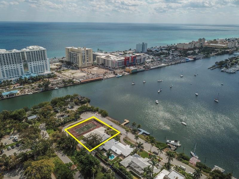 LOCATION, LOCATION!INCREDIBLE BOATING LIFE AWAITS AT YOU AT THIS FANTASTIC 75 FEET OF WATERFRONT LOCATION IN HOLLYWOOD LAKES. LOCATED AT THE WIDE ENTRANCE OF NORTHLAKE , YOUR OWN DOCK  SITS ALMOST RIGHT AT THE INTRACOASTAL PROVIDING YOU WITH IMMEDIATE AND EASY OCEAN ACCESS WITH NO FIXED BRIDGES AND MINUTES AWAY.THE LOT IS PERFECTLY SITUATED AT THE END OF THE CUL DE SAC AND HAS A SECLUDED PRIVATE FEEL. HERE YOU CAN ENJOY BEAUTIFUL SUNRISES & SUNSETS.  THIS RANCH STYLE HOME W/A GREAT OPEN CONCEPT CAN ALSO BE PURCHASED WITH THE BUILDABLE LOT NEXT TO IT FOR A TOTAL OF 18,752 SQUARE FEET FOR $1,295,000 FOR THOSE THAT ARE LOOKING TO EXPAND. THE CURRENT HOME IS GREAT SIZE W/A SPLIT BEDROOM FLOOR PLAN,FIRE PLACE, WOOD FLOORING,REMODELED KITCHEN & NICE SIZE BEDROOMS. GARAGE IN BACK,ROOM FOR POOL. WITH NEXT DOOR LOT(TENNIS COURTS) YOU WILL HAVE ALMOST A HALF ACRE AND 150FT OF WATERFRONT.