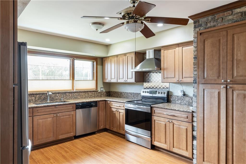 Hollywood Lakes Sec 1-32 - Residential