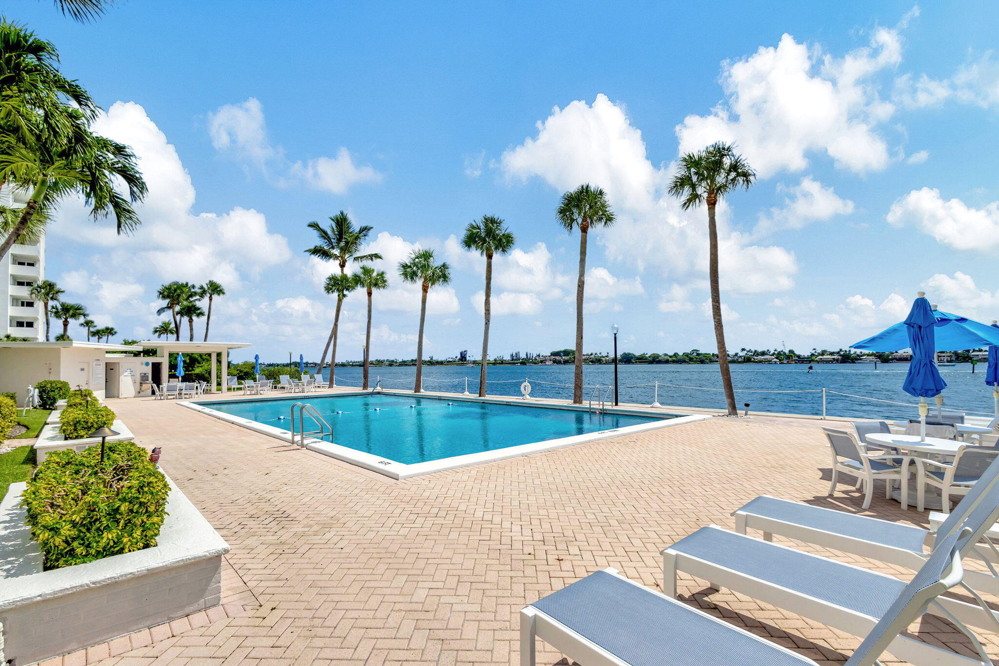PORTOFINO CONDO PT OF LTS 15 AND 16,JARVIS PAR - Residential Lease
