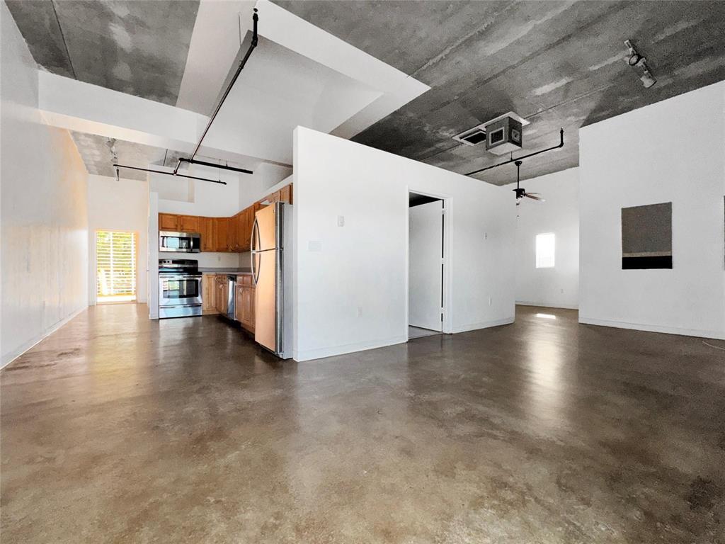 200 E DANIA - Residential Lease