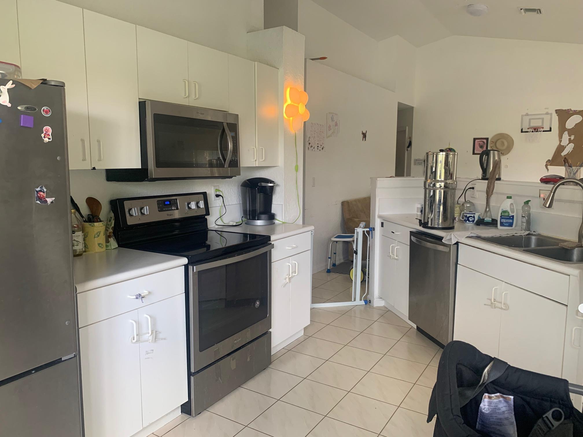 SABAL LAKES PH 3 - Residential Lease