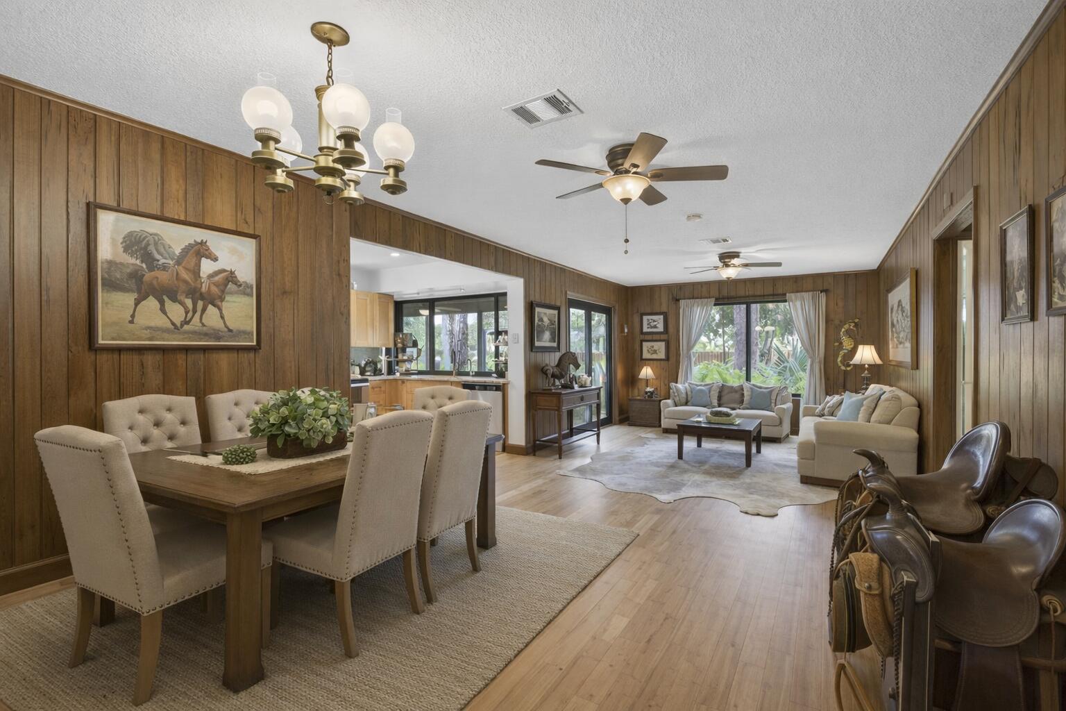 PALM BEACH LITTLE RANCHES - Residential