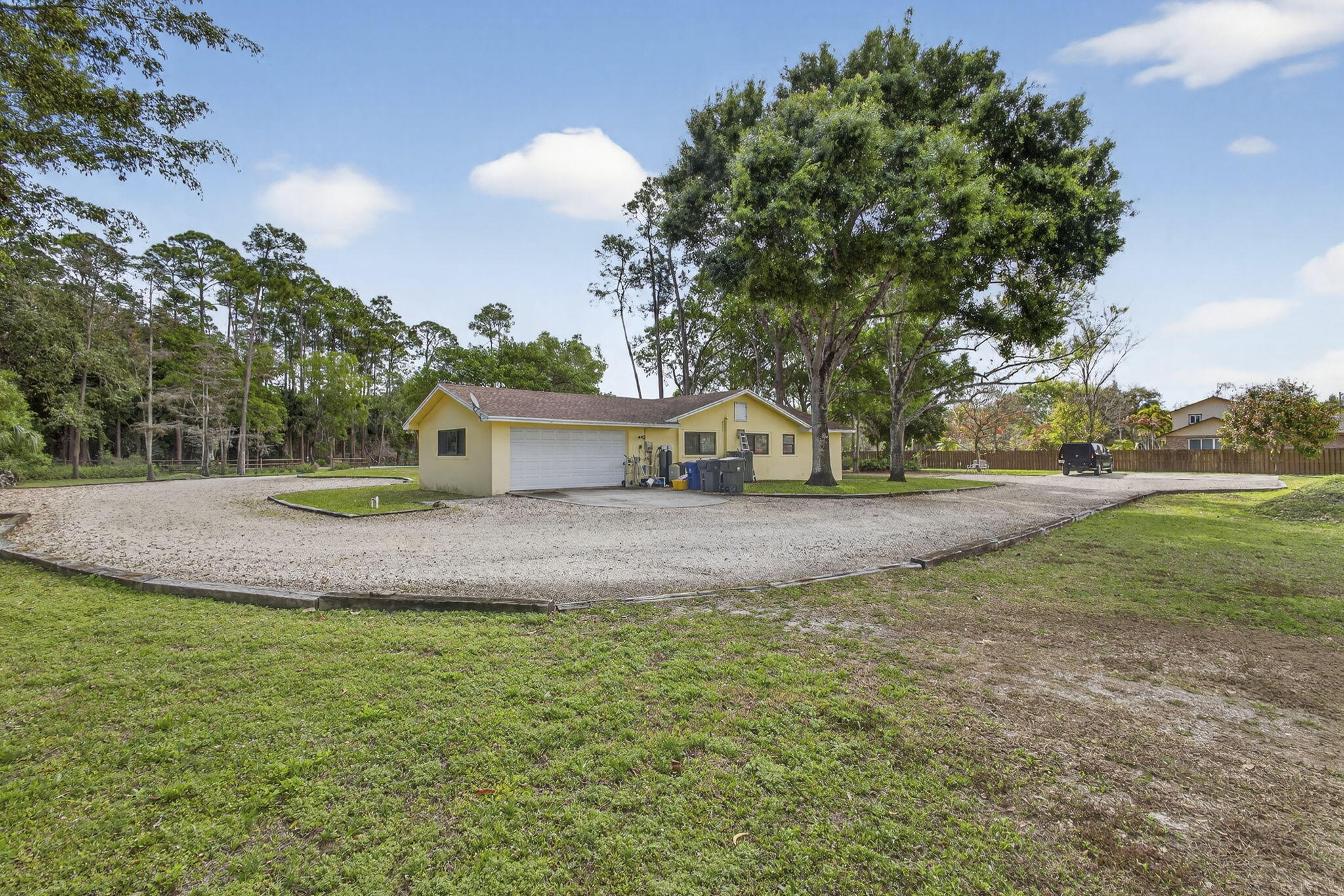 PALM BEACH LITTLE RANCHES - Residential