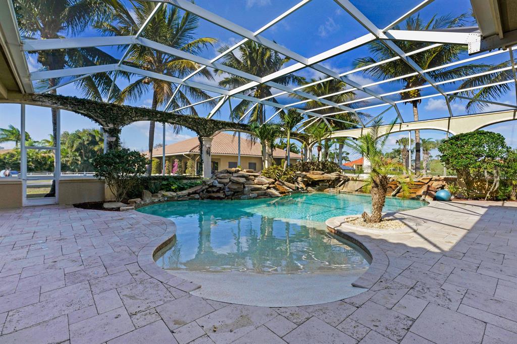 SADDLE TRAIL PARK OF WELLINGTON - Residential