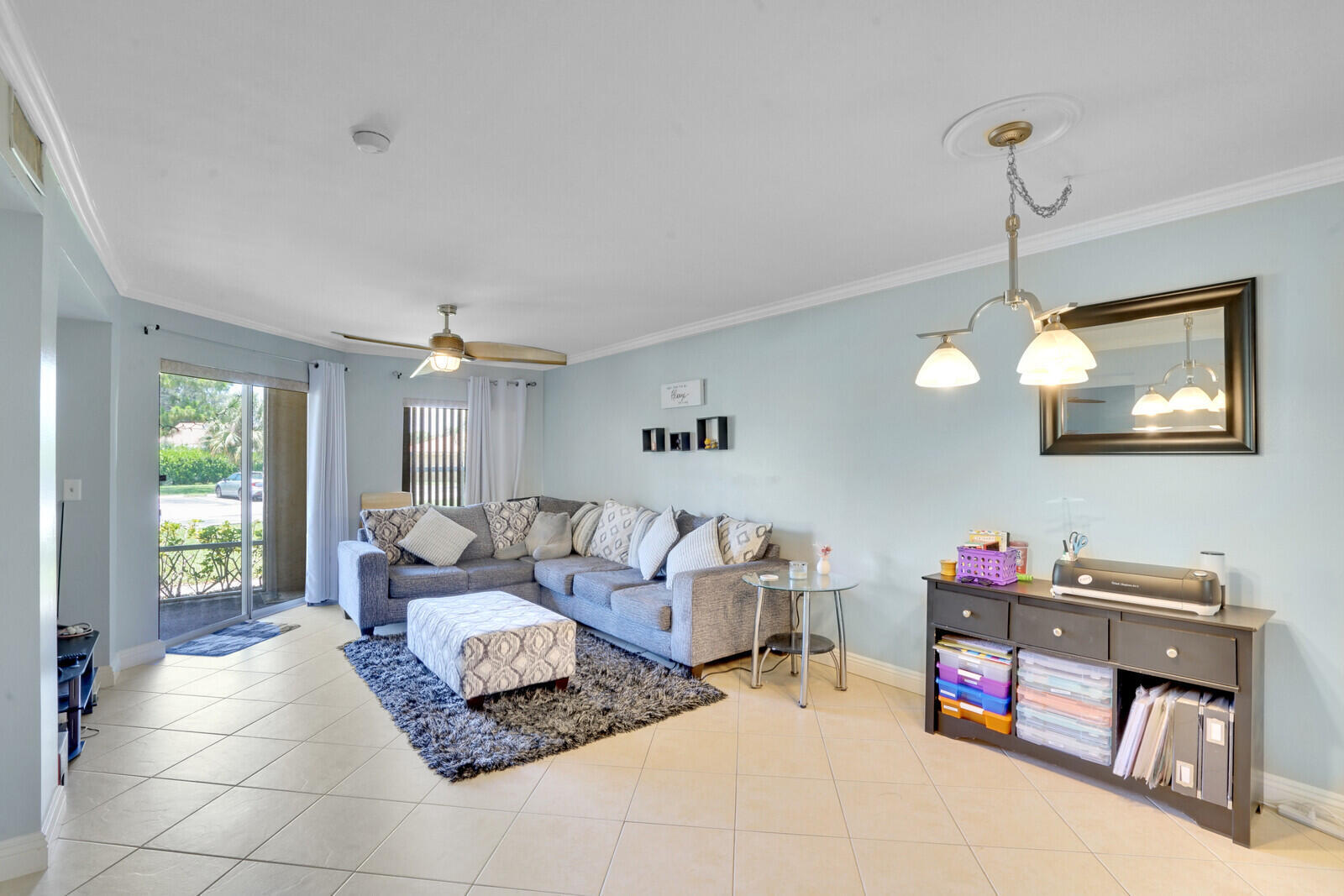 PALM LAKE CONDO - Residential Lease