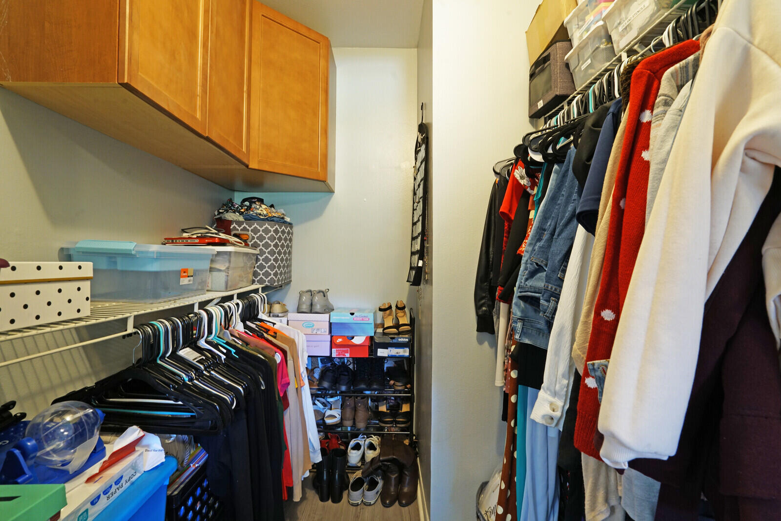 PALM LAKE CONDO - Residential Lease