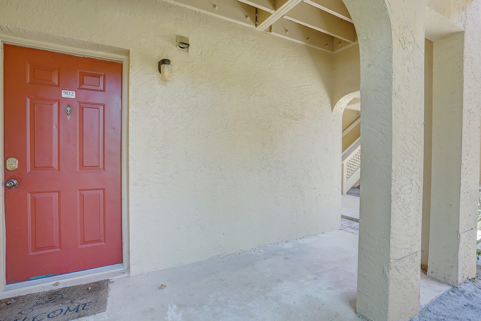 PALM LAKE CONDO - Residential Lease