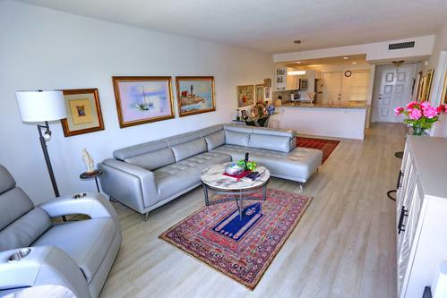 NO 7 PALM-AIRE COUNTRY CLUB - Residential