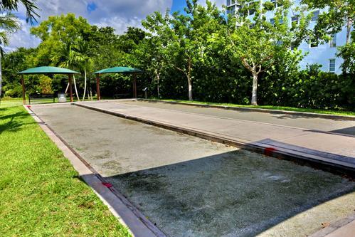 NO 7 PALM-AIRE COUNTRY CLUB - Residential