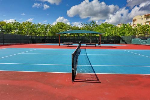 NO 7 PALM-AIRE COUNTRY CLUB - Residential
