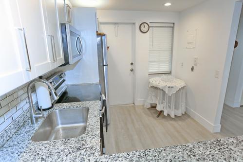 NO 7 PALM-AIRE COUNTRY CLUB - Residential