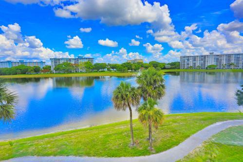 NO 7 PALM-AIRE COUNTRY CLUB - Residential