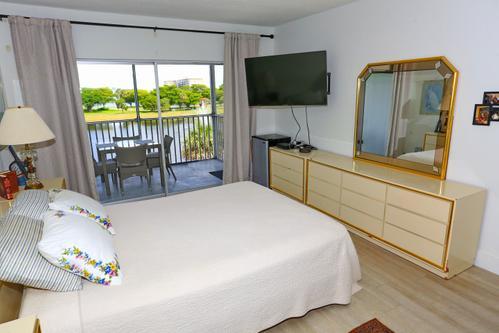 NO 7 PALM-AIRE COUNTRY CLUB - Residential