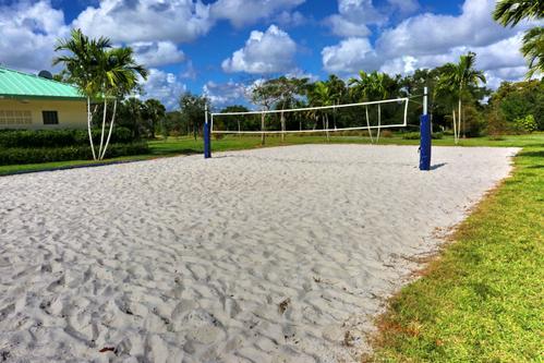 NO 7 PALM-AIRE COUNTRY CLUB - Residential