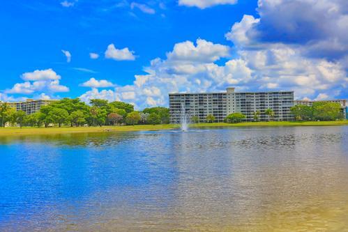 NO 7 PALM-AIRE COUNTRY CLUB - Residential
