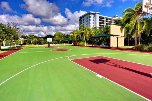 NO 7 PALM-AIRE COUNTRY CLUB - Residential