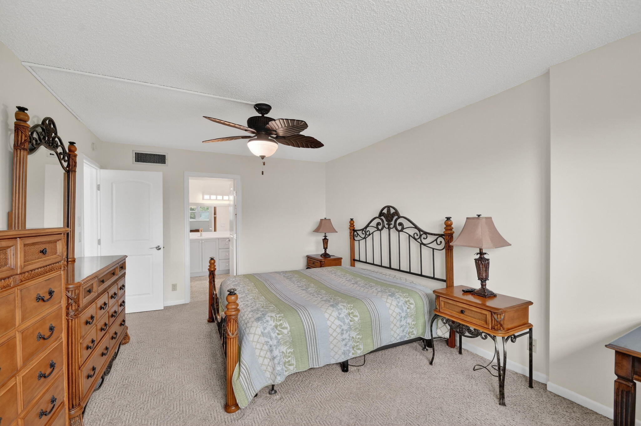 BARCLAY AT POINCIANA PLACE CONDO - Residential