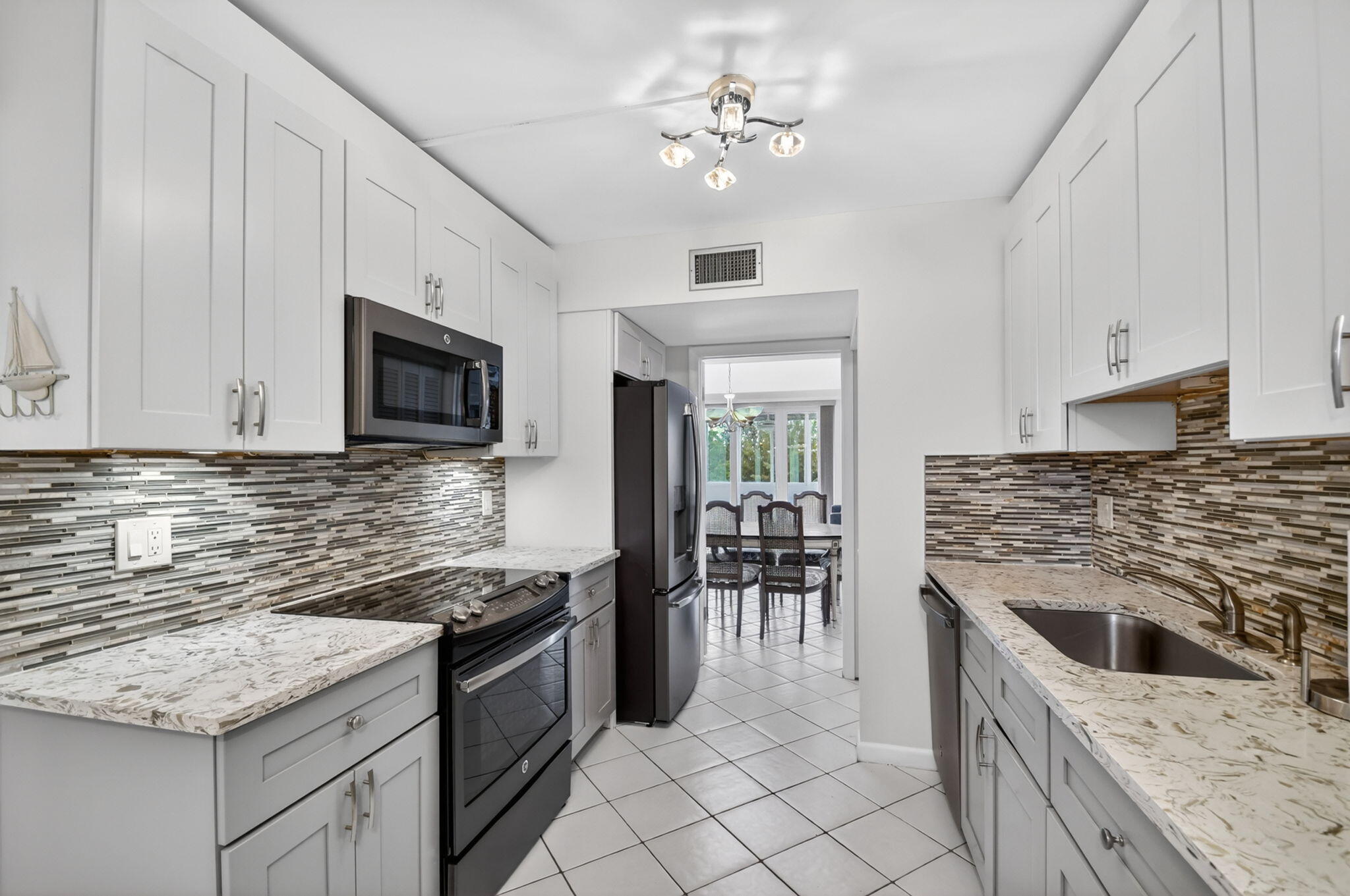 BARCLAY AT POINCIANA PLACE CONDO - Residential