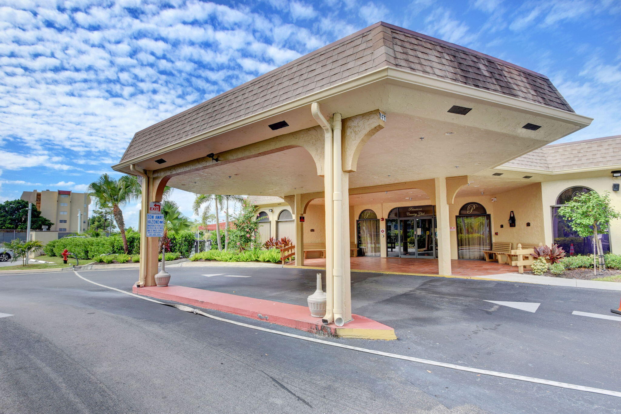 BARCLAY AT POINCIANA PLACE CONDO - Residential