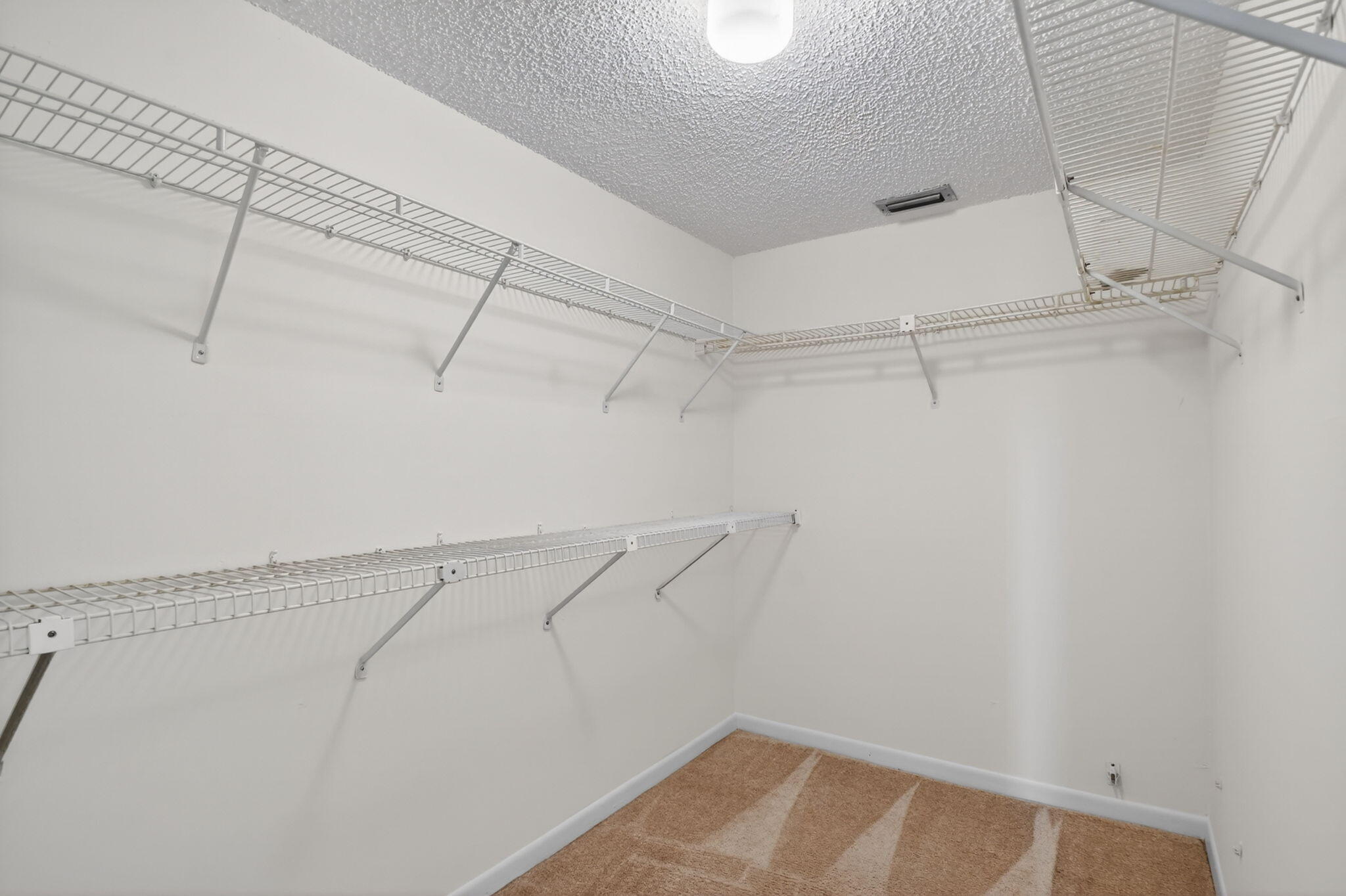 BARCLAY AT POINCIANA PLACE CONDO - Residential