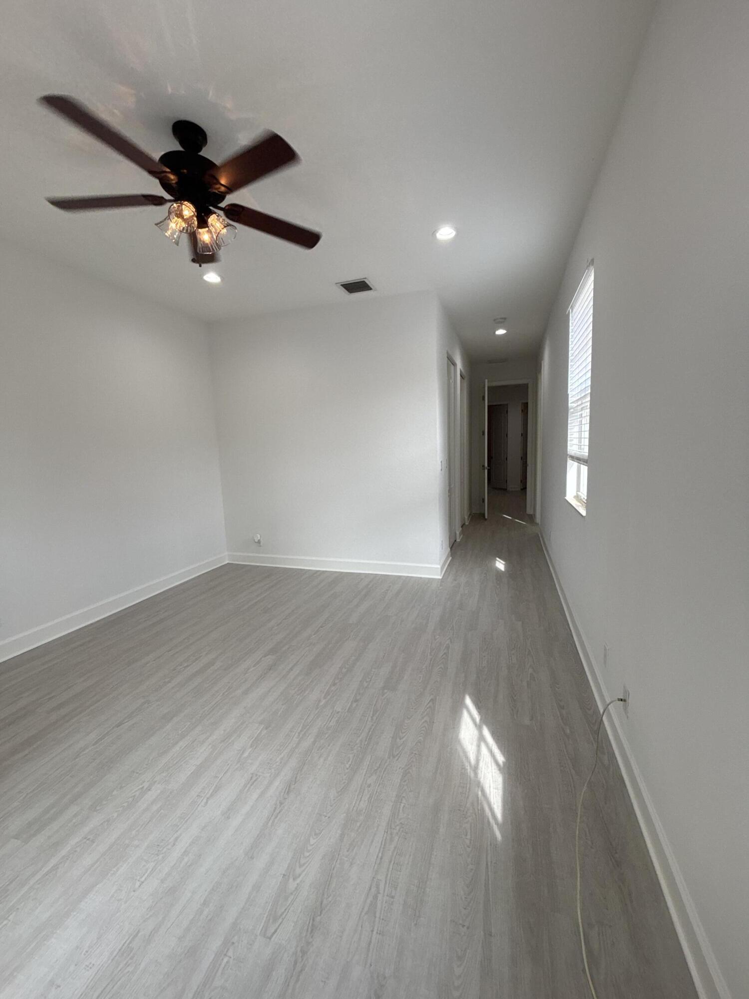 VENTURA GREENS AT EMERALD DUNES CONDO - Residential