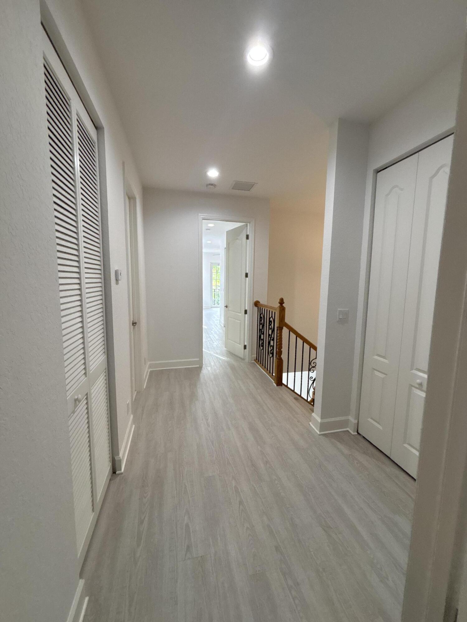 VENTURA GREENS AT EMERALD DUNES CONDO - Residential