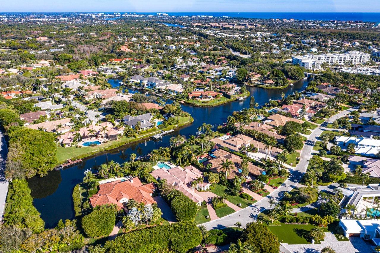 FRENCHMANS CREEK - Residential