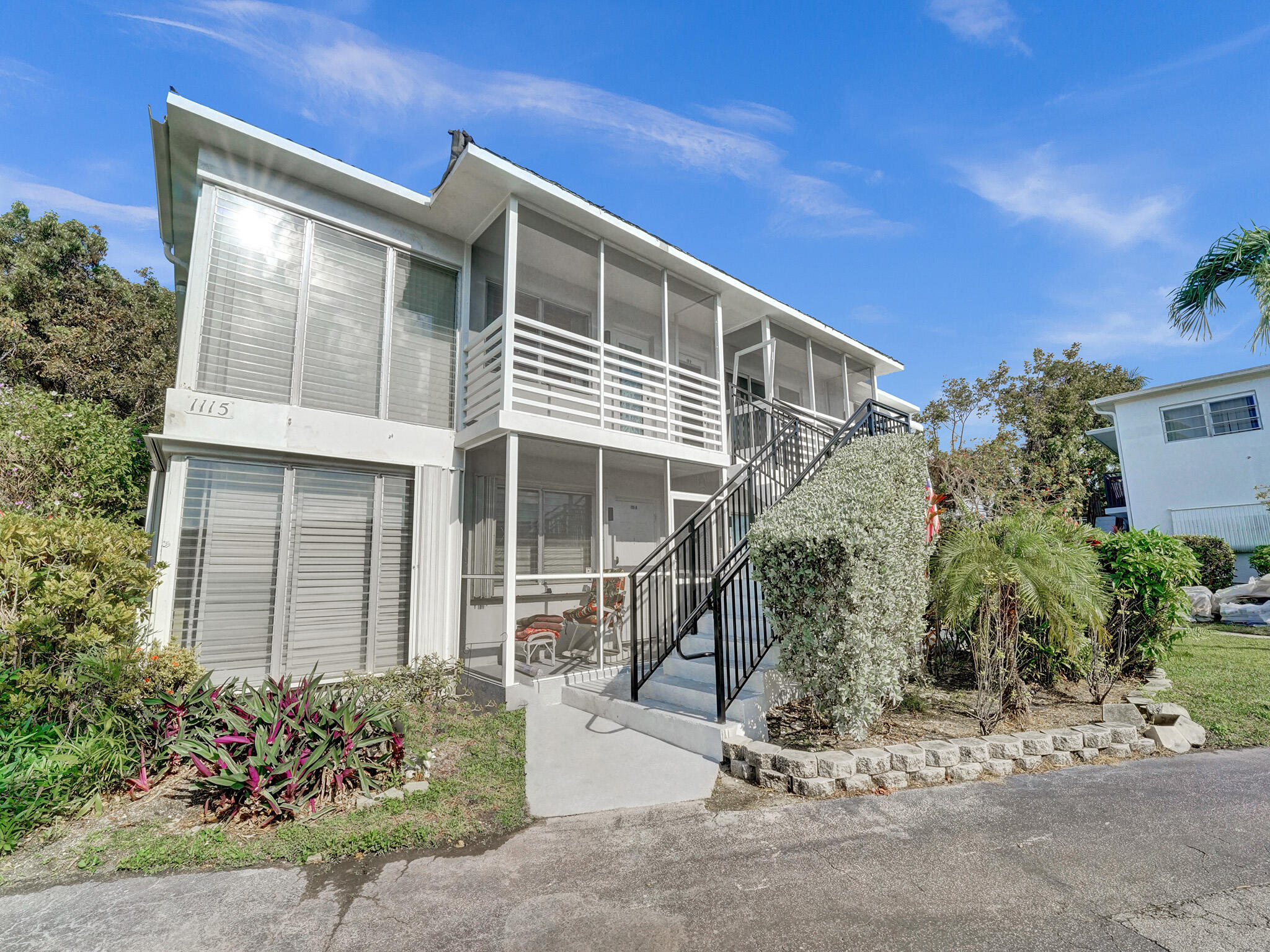 Cliff Lake Villas is a 55+ community. This one bedroom unit has central AC and is extremely well kept and offers comfortable easy living. Original Terrazzo floors give it the old Florida Feel. The Kitchen is complete with portable washer and dryer and has another exterior door with a staircase. Kitchen has vinal flooring"with terrazzo underneath: Unit 19C is located on the 2nd floor. Can be rented Immediatly! only 4 units per bldg. Located across the street from waterway, where Boat slips can be rented when available, up to 30ft. Located, where you can walk to the Beaches, Intercoastal waterway's and pick up the water taxi, fine dining and Shoppes. In a choice East Ft Lauderdale neighborhood. This is a Co-Op, with a private pool and BBQ area. Mins. to Airport. Come see for yourself!!