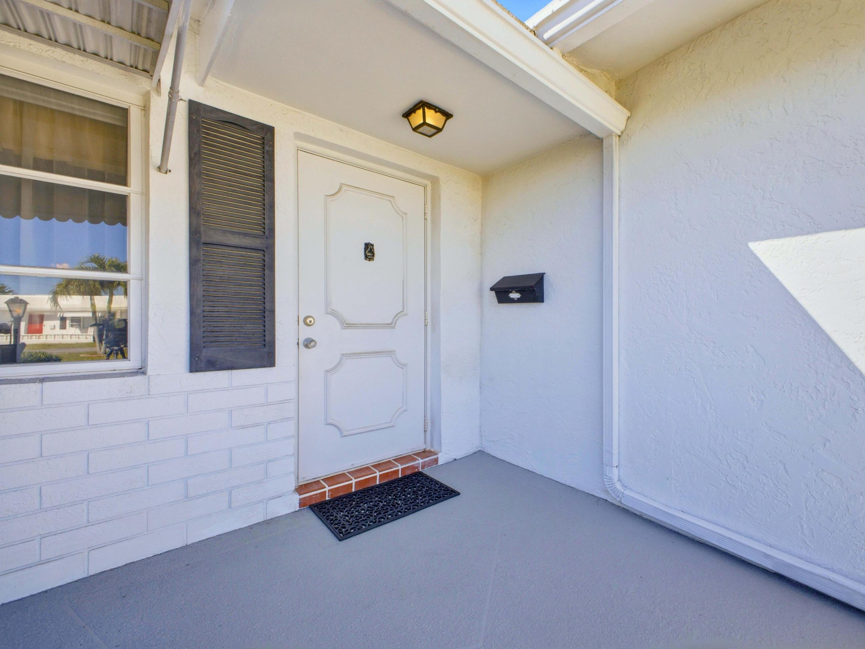 PALM BEACH LEISUREVILLE SEC 10 - Residential