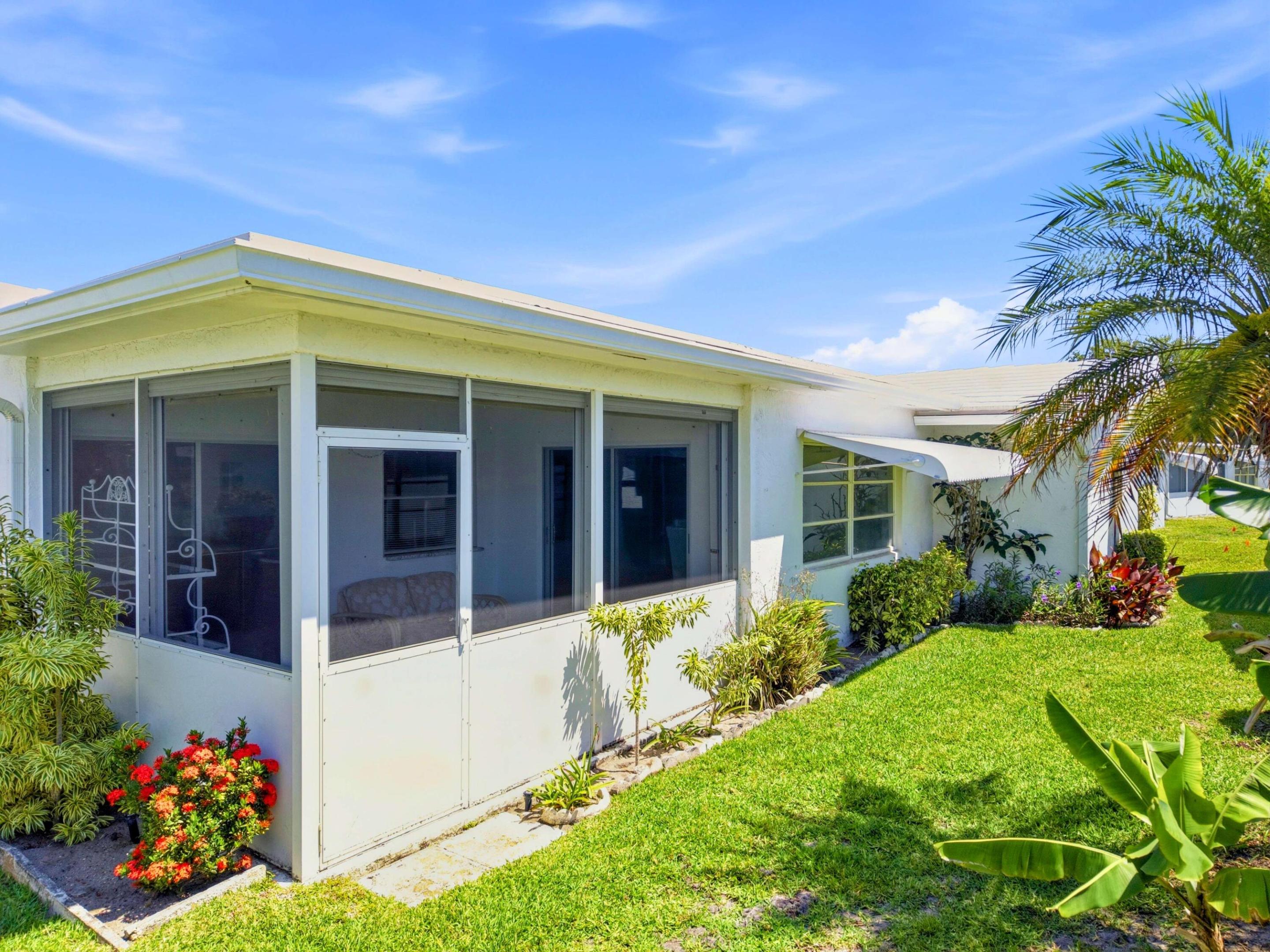 PALM BEACH LEISUREVILLE SEC 10 - Residential